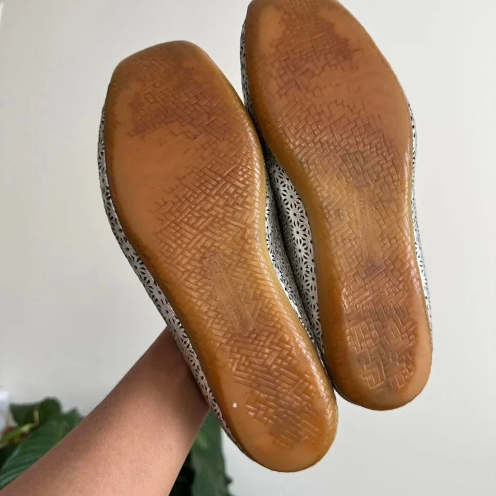Silver Cutout‎ Loafer Flat Kenneth Cole 9